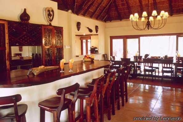 Monwana Hotel Hoedspruit Restaurant photo